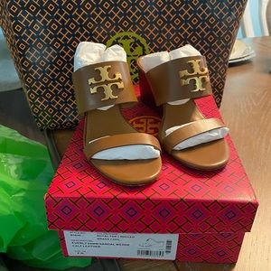 Tory Burch size 7 1/2 wedge sandals in box